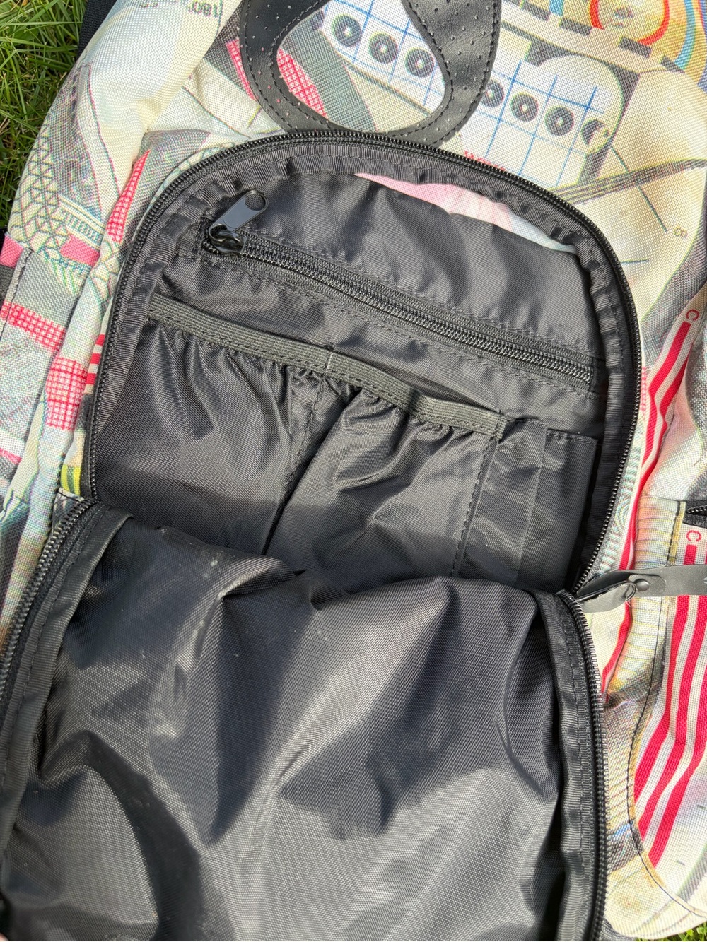 Multicolor Patterned Men's Backpack - Black Trim - Picture 5 of 6
